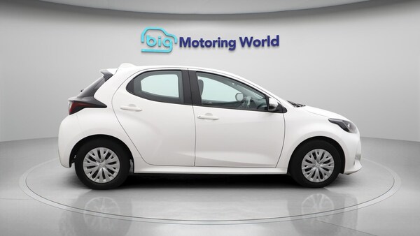 Used Mazda Mazda2 HYBRID 2022 for sale - 76200434: Photo 9