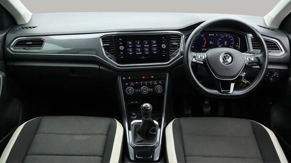 Used Volkswagen T-Roc 2021 for sale - 76214059: Photo 14