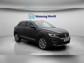 Used Volkswagen T-Roc 2021 for sale - 76214059: Photo