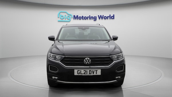 Used Volkswagen T-Roc 2021 for sale - 76214059: Photo 3