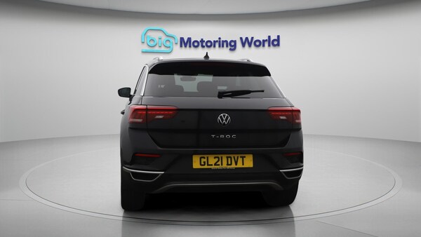 Used Volkswagen T-Roc 2021 for sale - 76214059: Photo 7