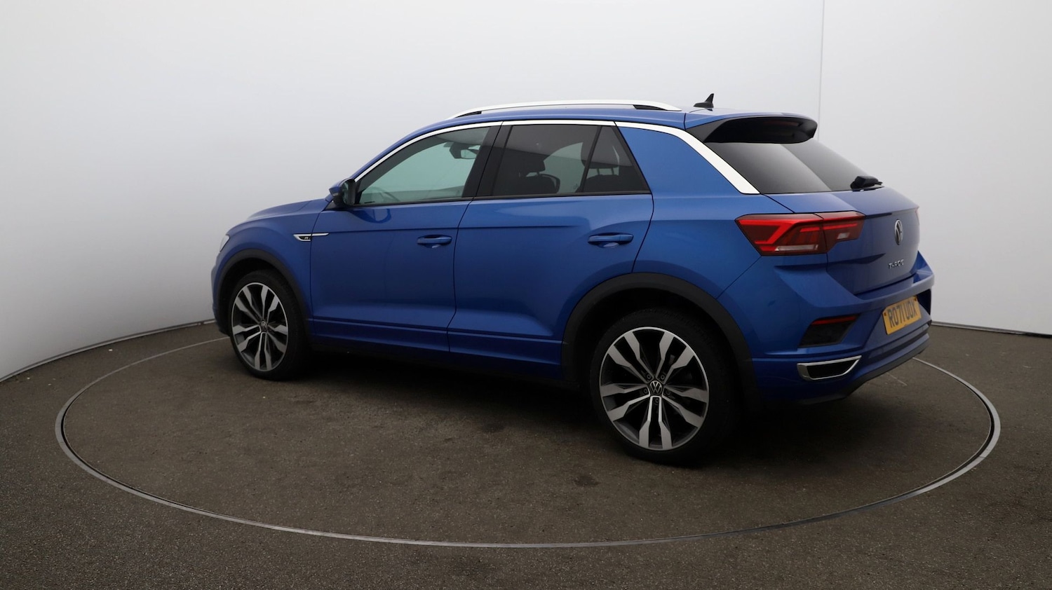 Used Volkswagen T-Roc for sale - 76808722: Photo 28