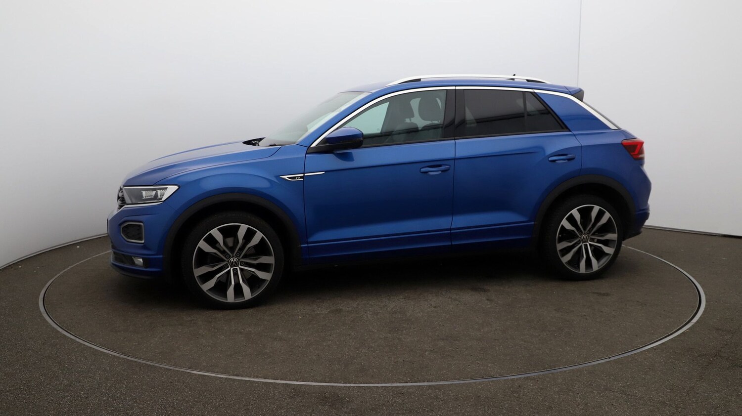 Used Volkswagen T-Roc for sale - 76808722: Photo 59