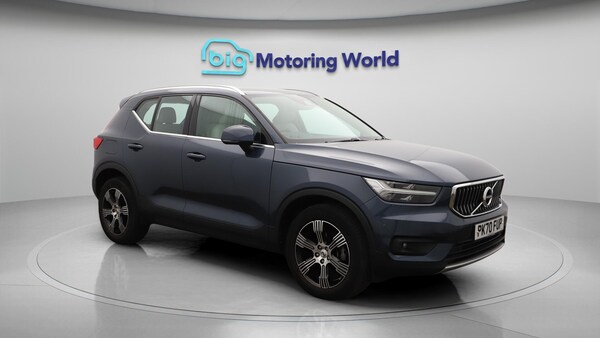 Used Volvo XC40 2020 for sale - 76214506: Photo 2