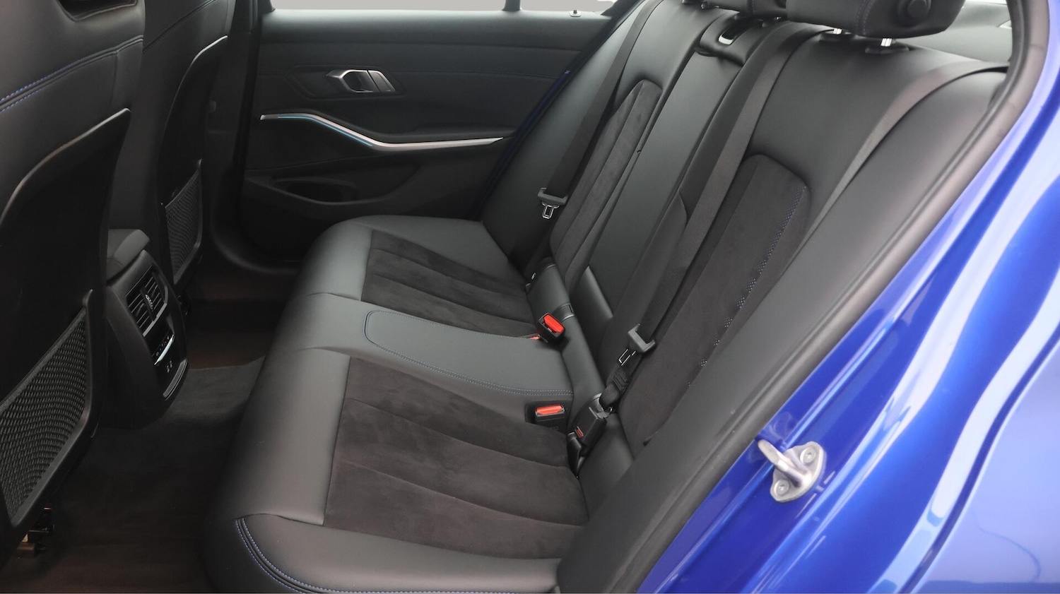 Used BMW 3 Series 2023 for sale - 76398328: Photo 17