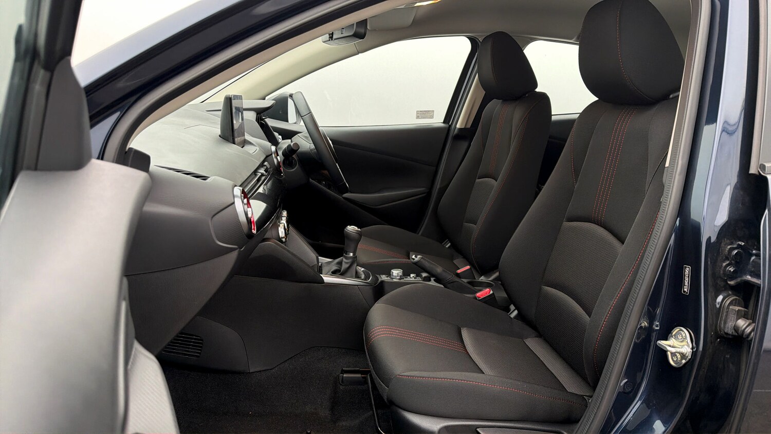 Used Mazda Mazda2 2024 for sale - 77919189: Photo 13