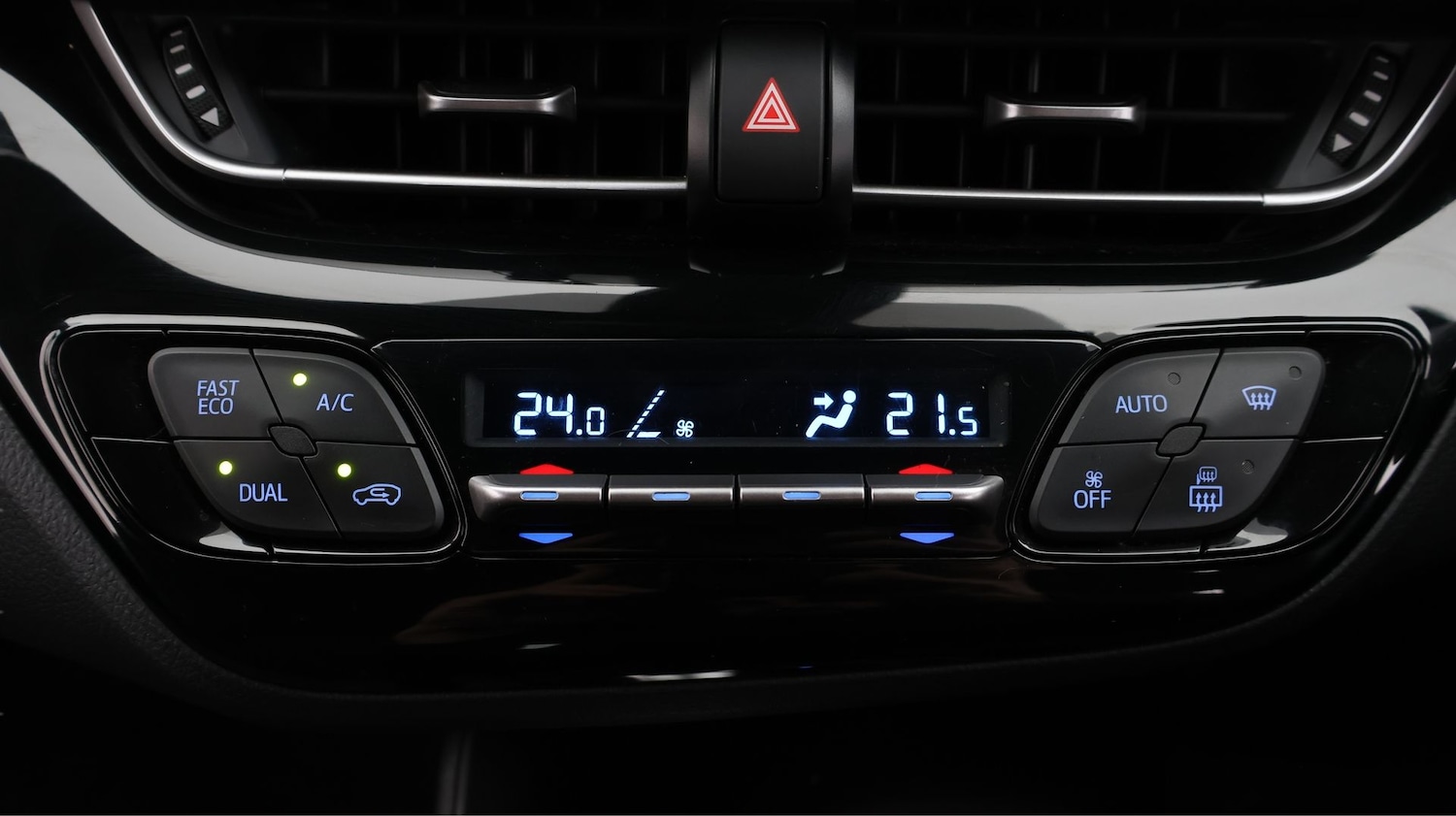 Used Toyota C-HR 2022 for sale - 77199257: Photo 12