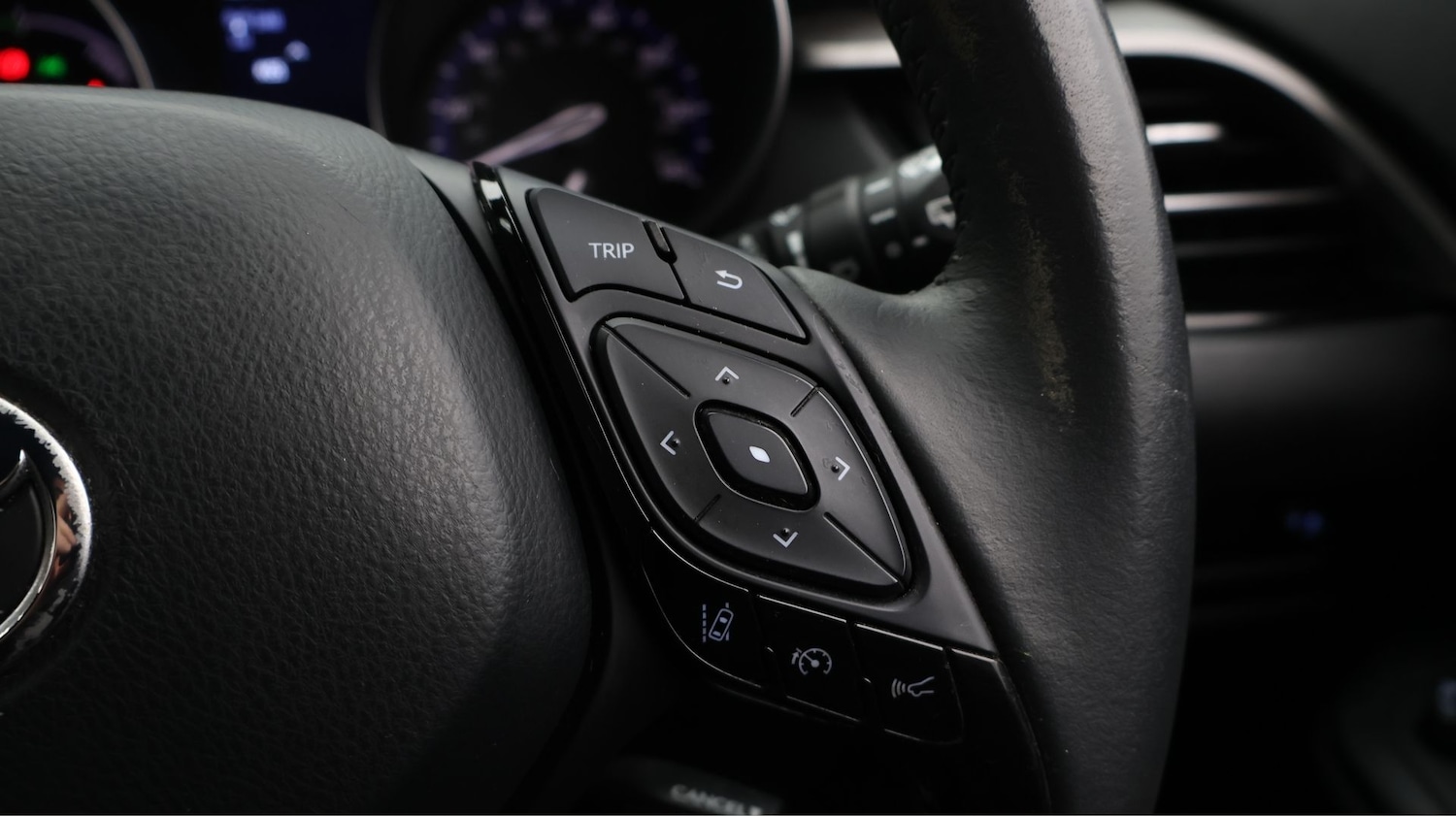 Used Toyota C-HR 2022 for sale - 77199257: Photo 25