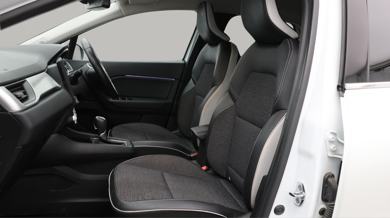 Used Renault Captur 2022 for sale - 76633818: Photo 15