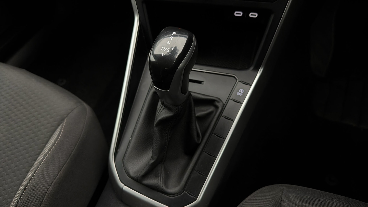 Used Volkswagen Polo for sale - 78106114: Photo 24