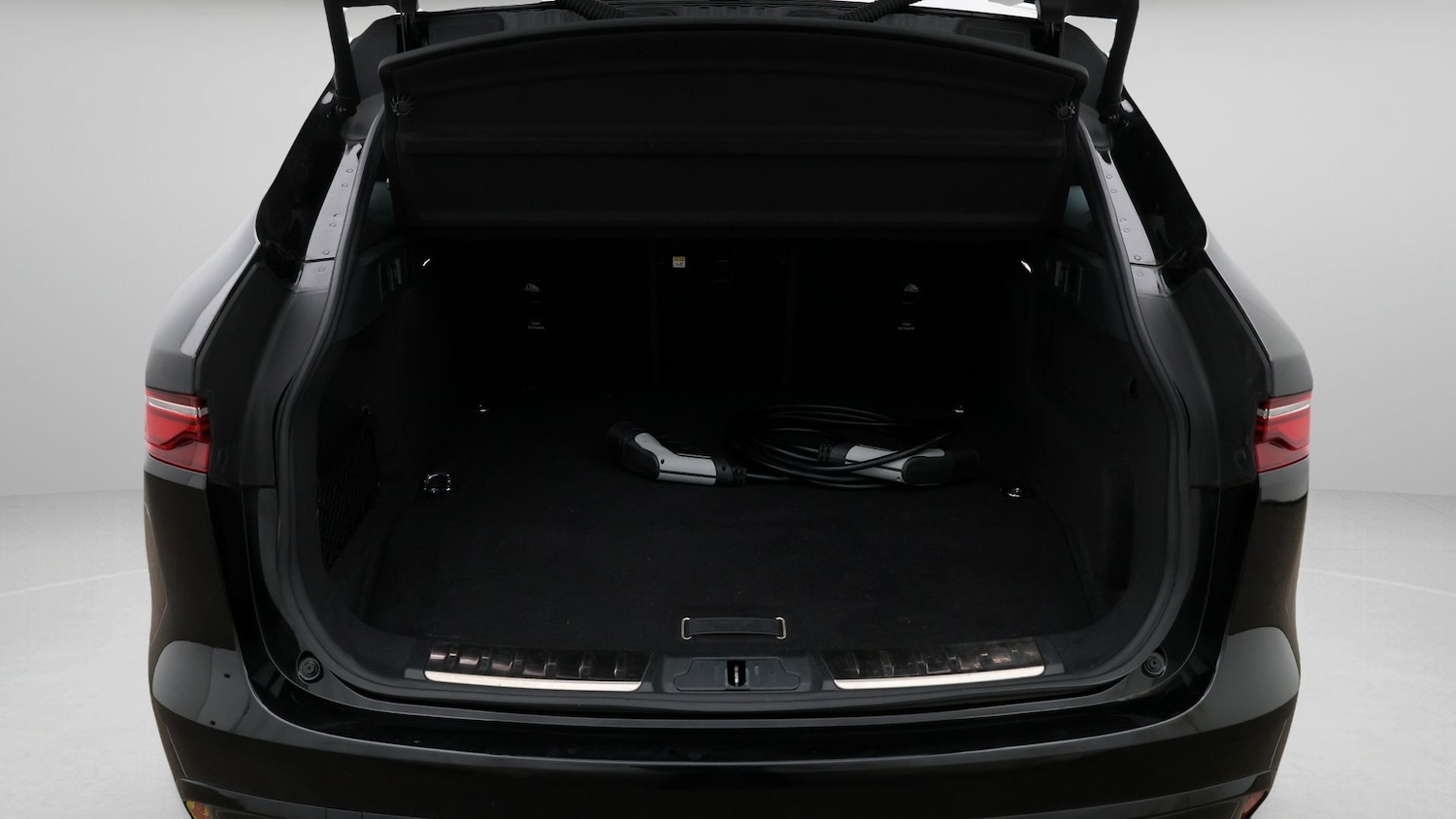 Used Jaguar F-Pace 2022 for sale - 77616247: Photo 17