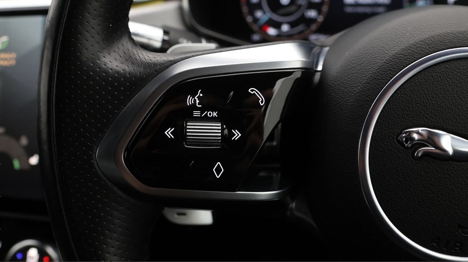 Used Jaguar F-Pace 2022 for sale - 77616247: Photo 23