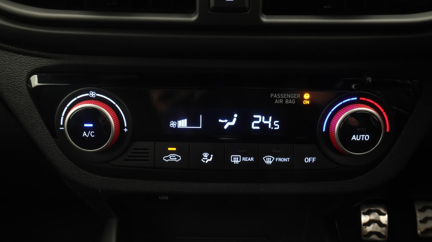 Used Hyundai i10 2022 for sale - 76689924: Photo 13