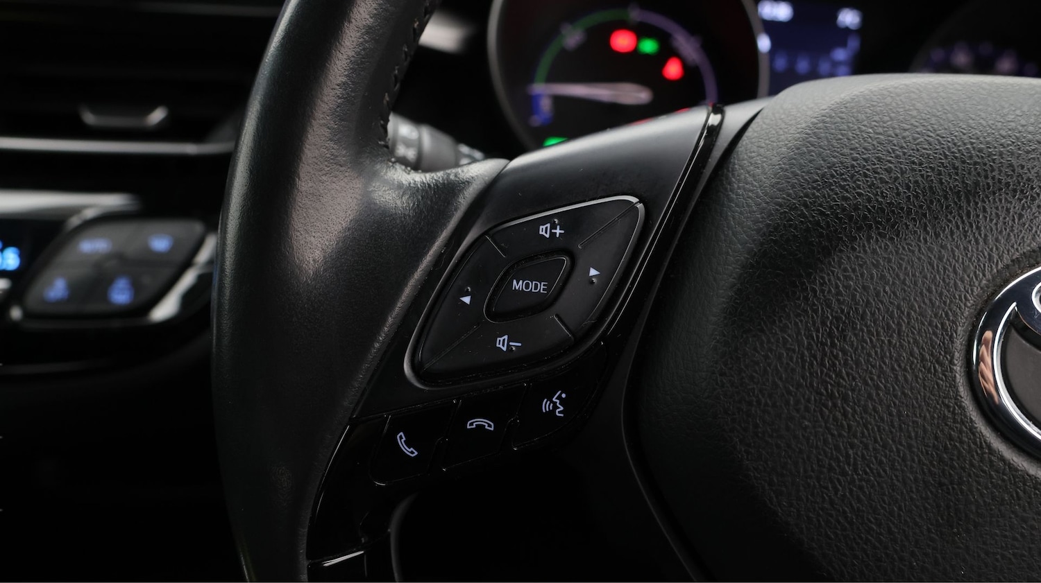 Used Toyota C-HR 2023 for sale - 77382823: Photo 20