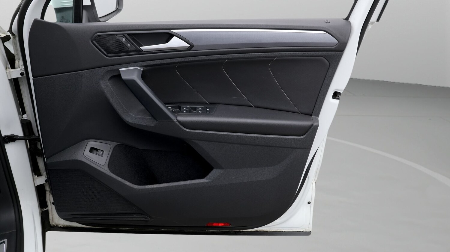 Used Volkswagen Tiguan 2020 for sale - 77247738: Photo 15