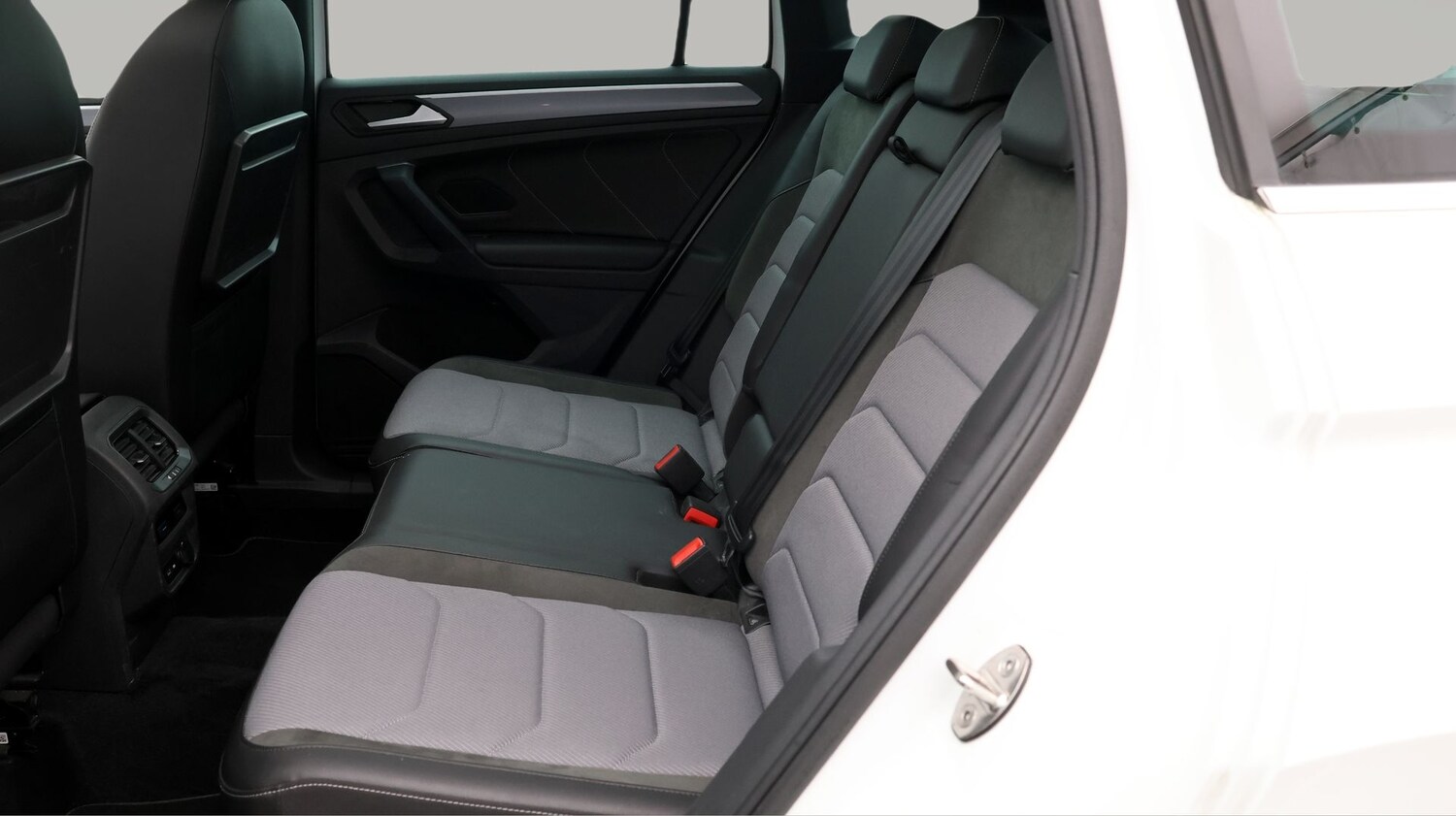 Used Volkswagen Tiguan 2020 for sale - 77247738: Photo 16