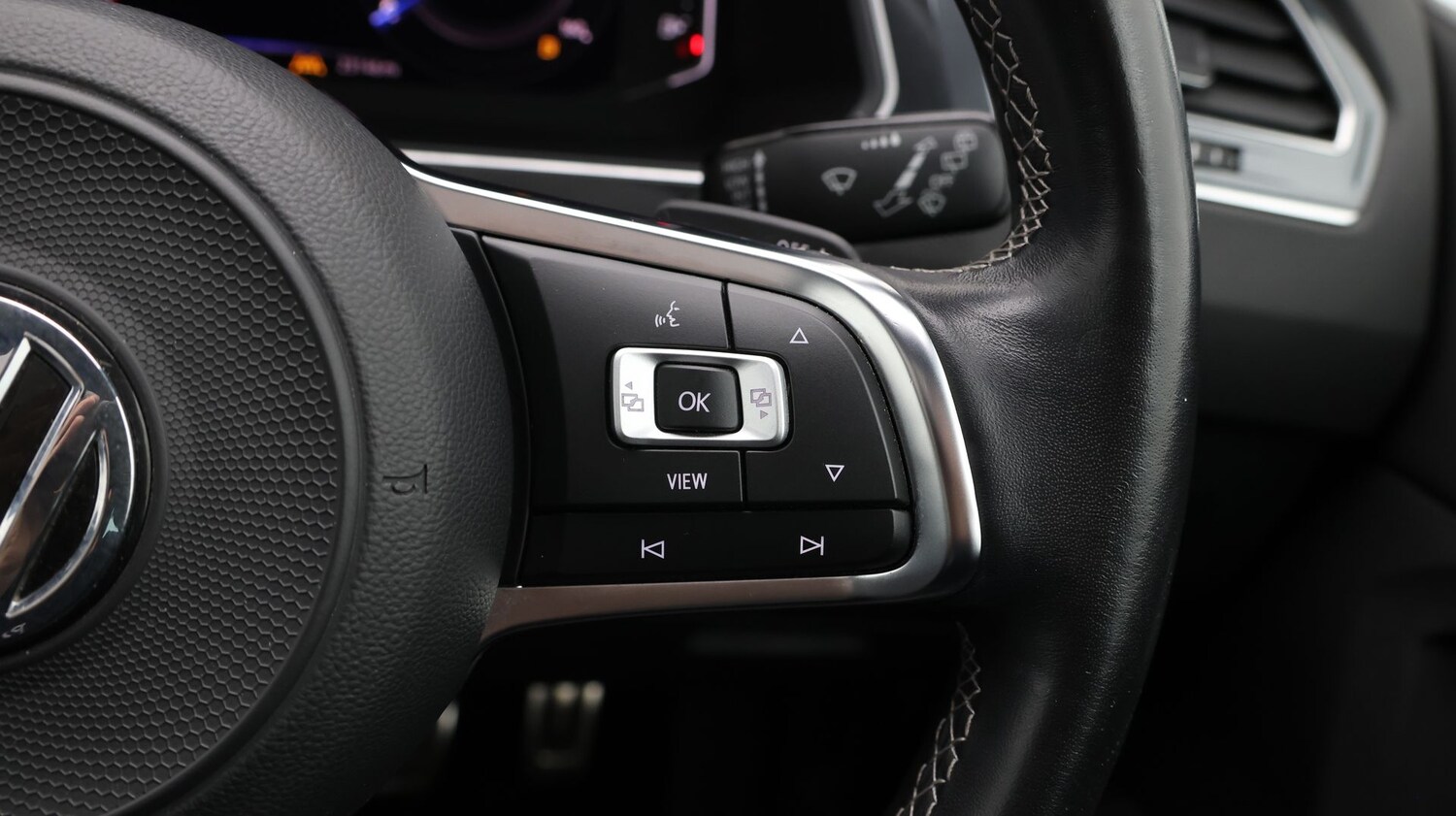 Used Volkswagen Tiguan 2020 for sale - 77247738: Photo 27