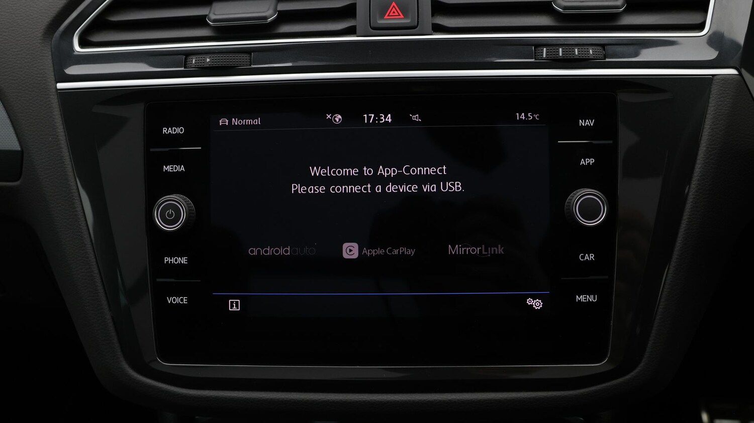 Used Volkswagen Tiguan 2020 for sale - 77247738: Photo 28