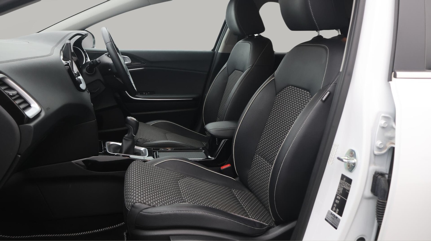 Used Kia XCeed 2021 for sale - 76425810: Photo 15