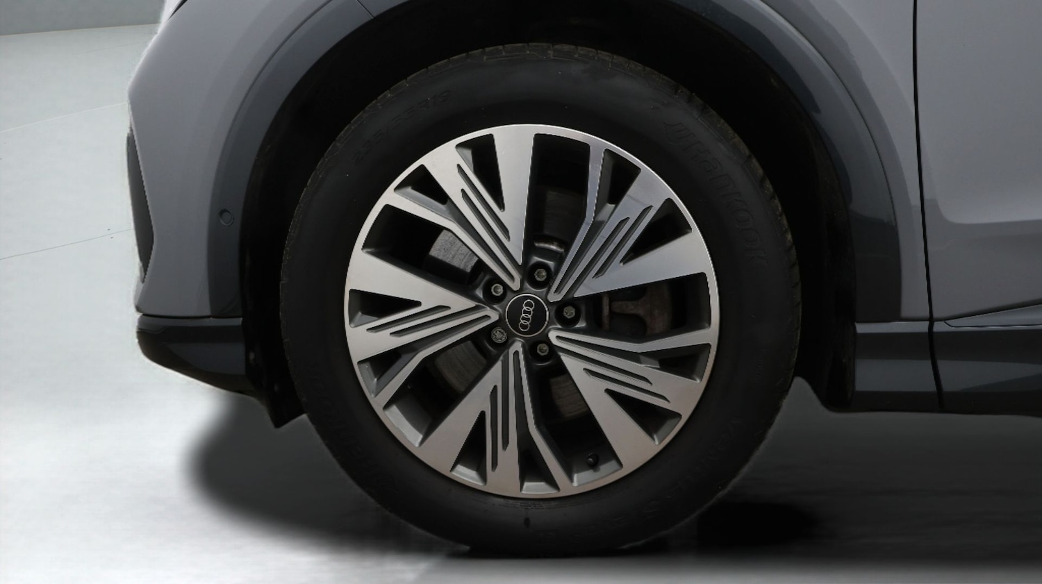 Used Audi Q4 e-tron 2022 for sale - 77460137: Photo 18