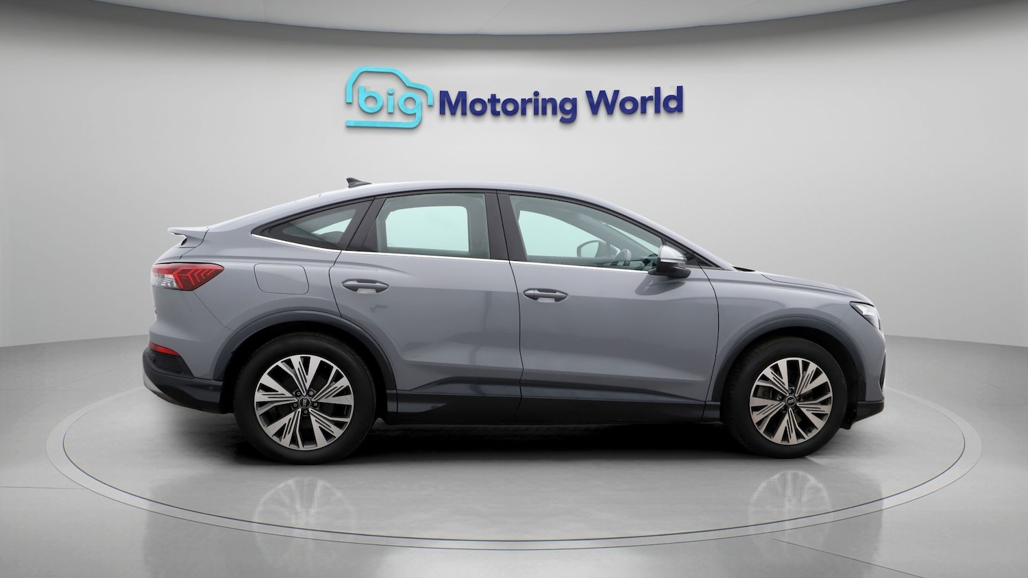 Used Audi Q4 e-tron 2022 for sale - 77460137: Photo 8