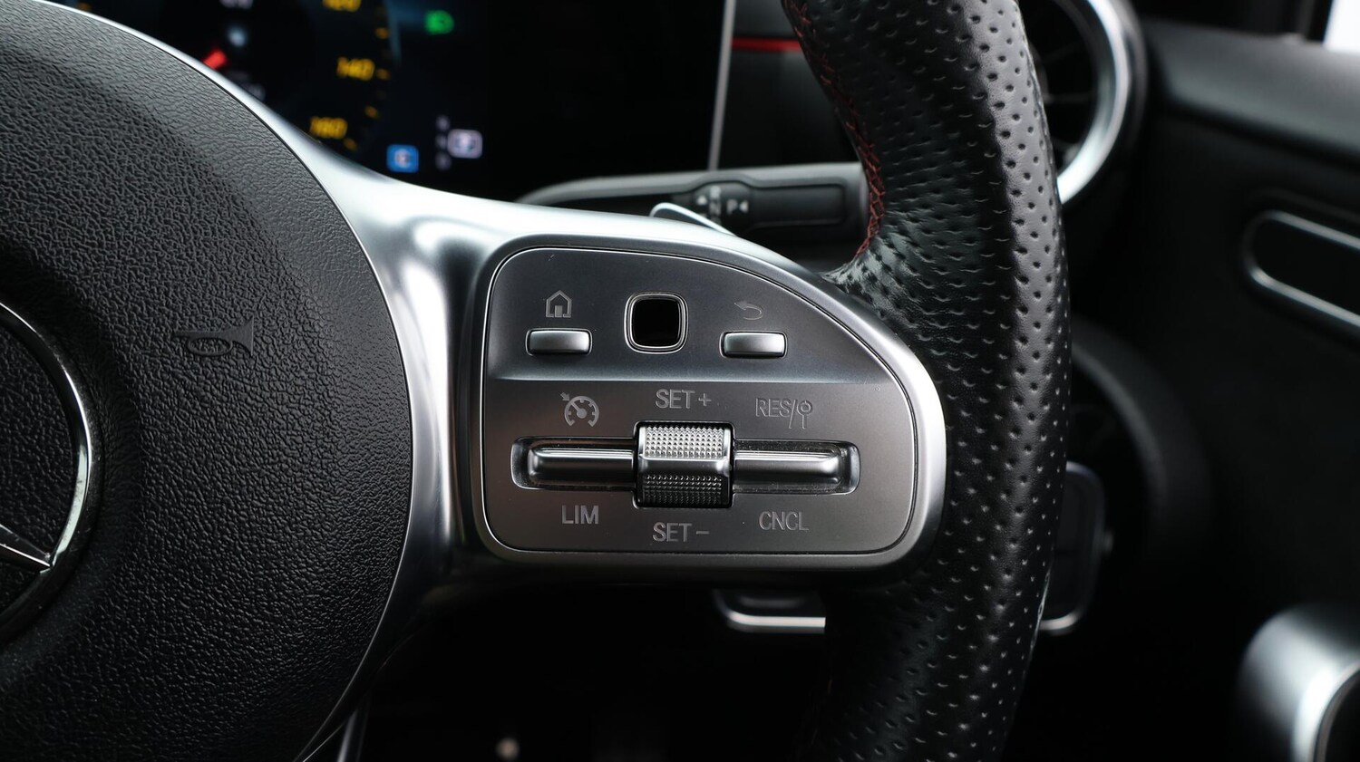 Used Mercedes-Benz A-Class 2020 for sale - 76326410: Photo 24