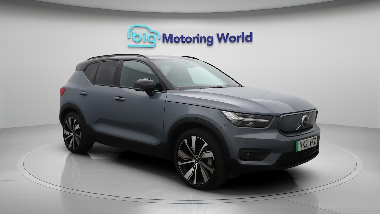 Used Volvo XC40 2021 for sale - 76122074: Photo 2