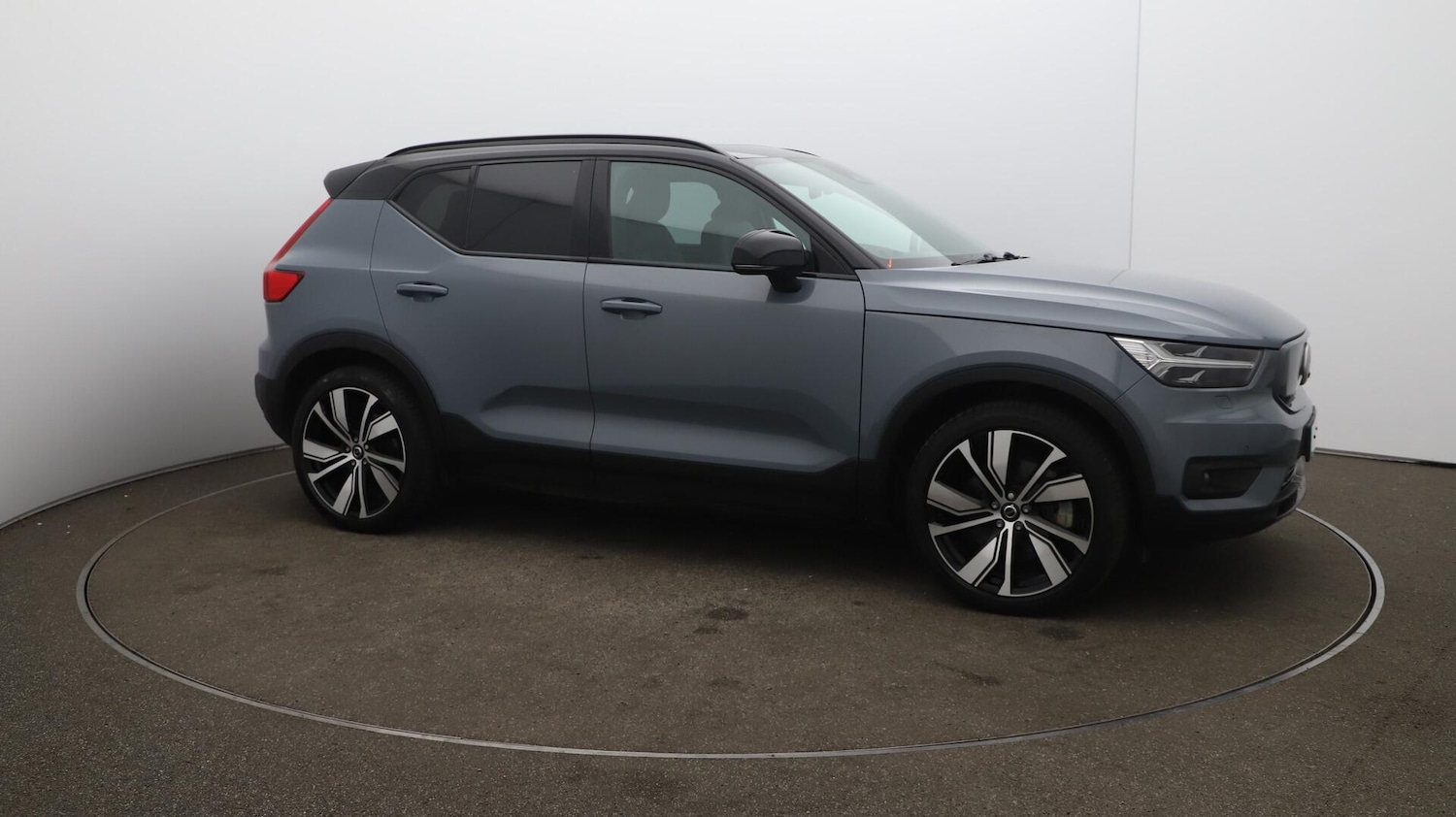 Used Volvo XC40 2021 for sale - 76122074: Photo 32