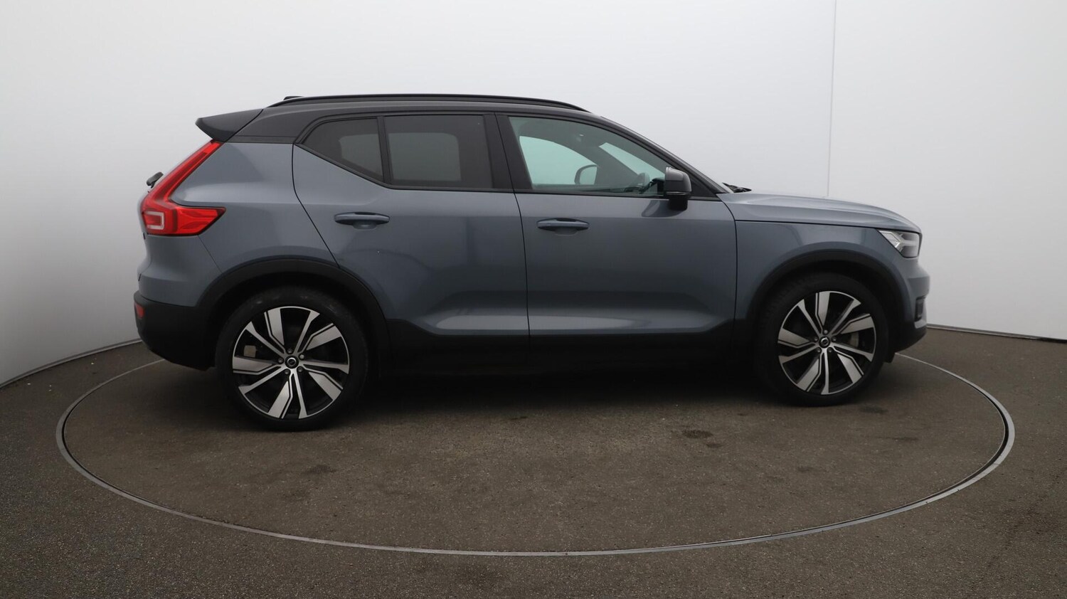 Used Volvo XC40 2021 for sale - 76122074: Photo 40