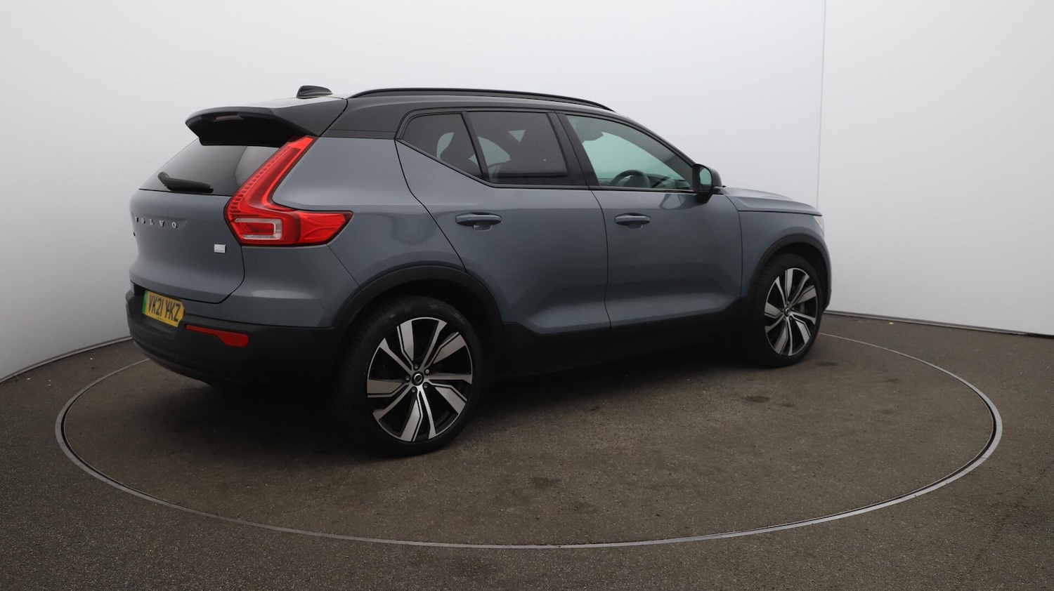Used Volvo XC40 2021 for sale - 76122074: Photo 46