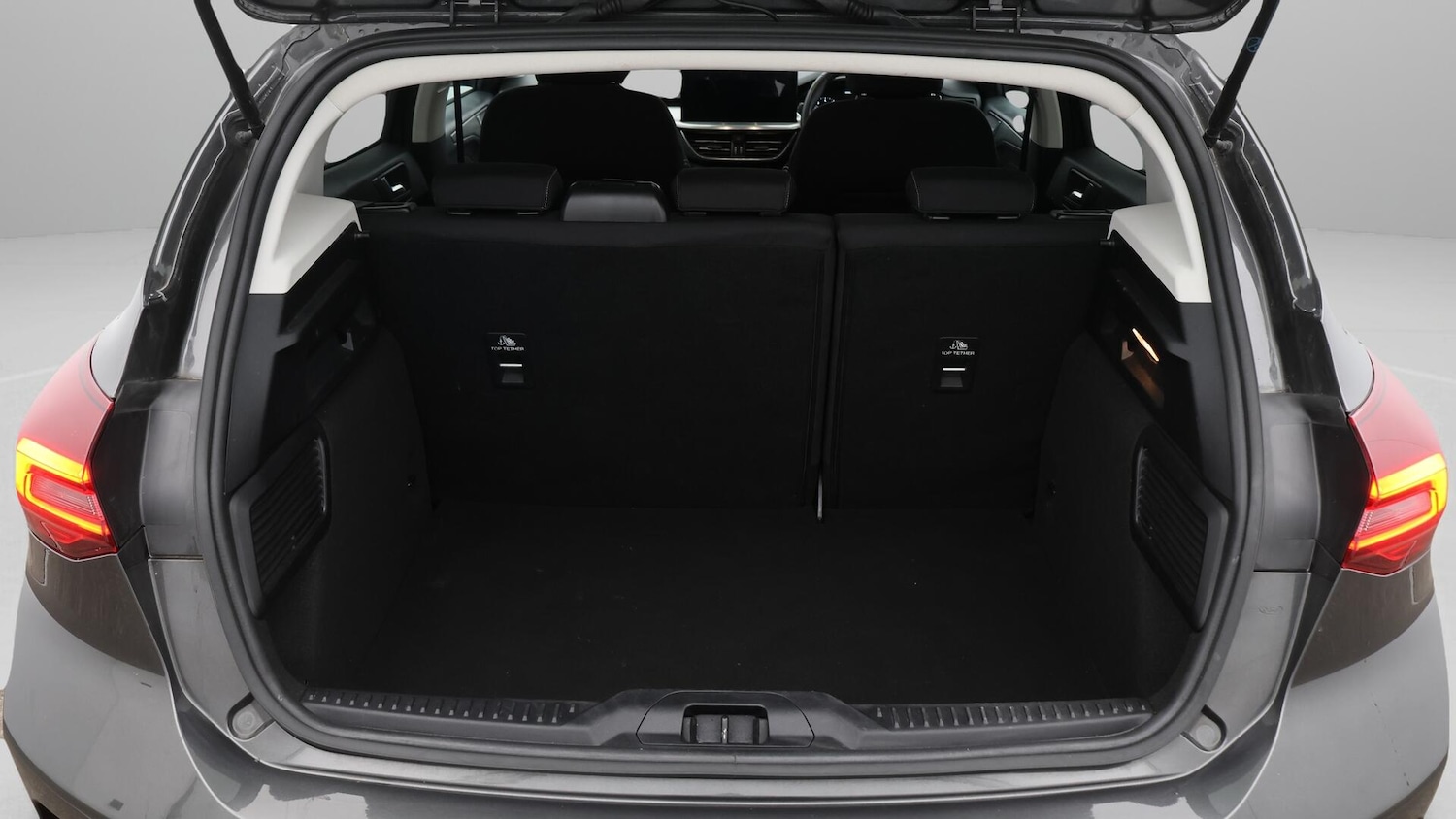 Used Ford Focus 2023 for sale - 76432709: Photo 18