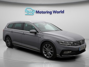 Volkswagen - Passat