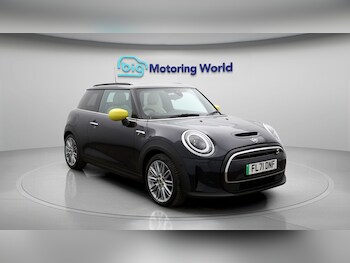 Used MINI Hatch 2021 for sale - 77367107: Photo