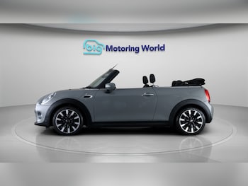 Used MINI Convertible 2020 for sale - 79231168: Photo