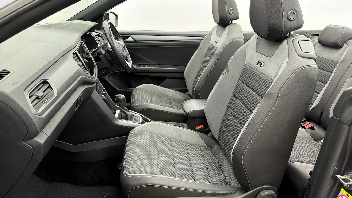 Used Volkswagen T-Roc 2021 for sale - 77989447: Photo 13