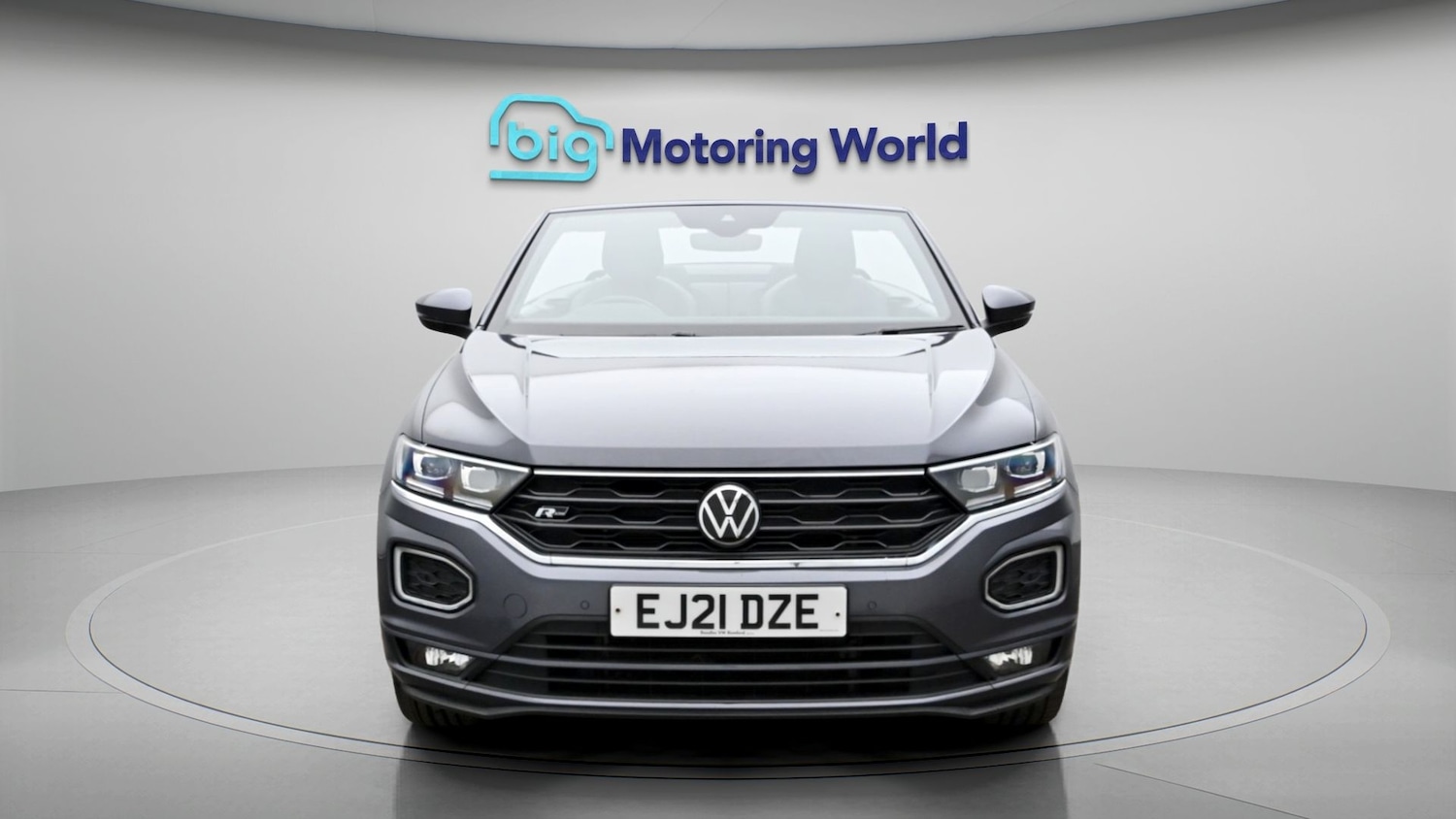 Used Volkswagen T-Roc 2021 for sale - 77989447: Photo 2