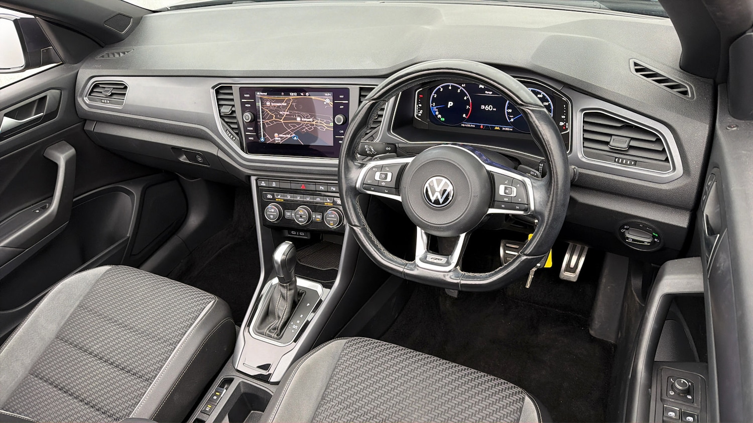 Used Volkswagen T-Roc 2021 for sale - 77989447: Photo 9