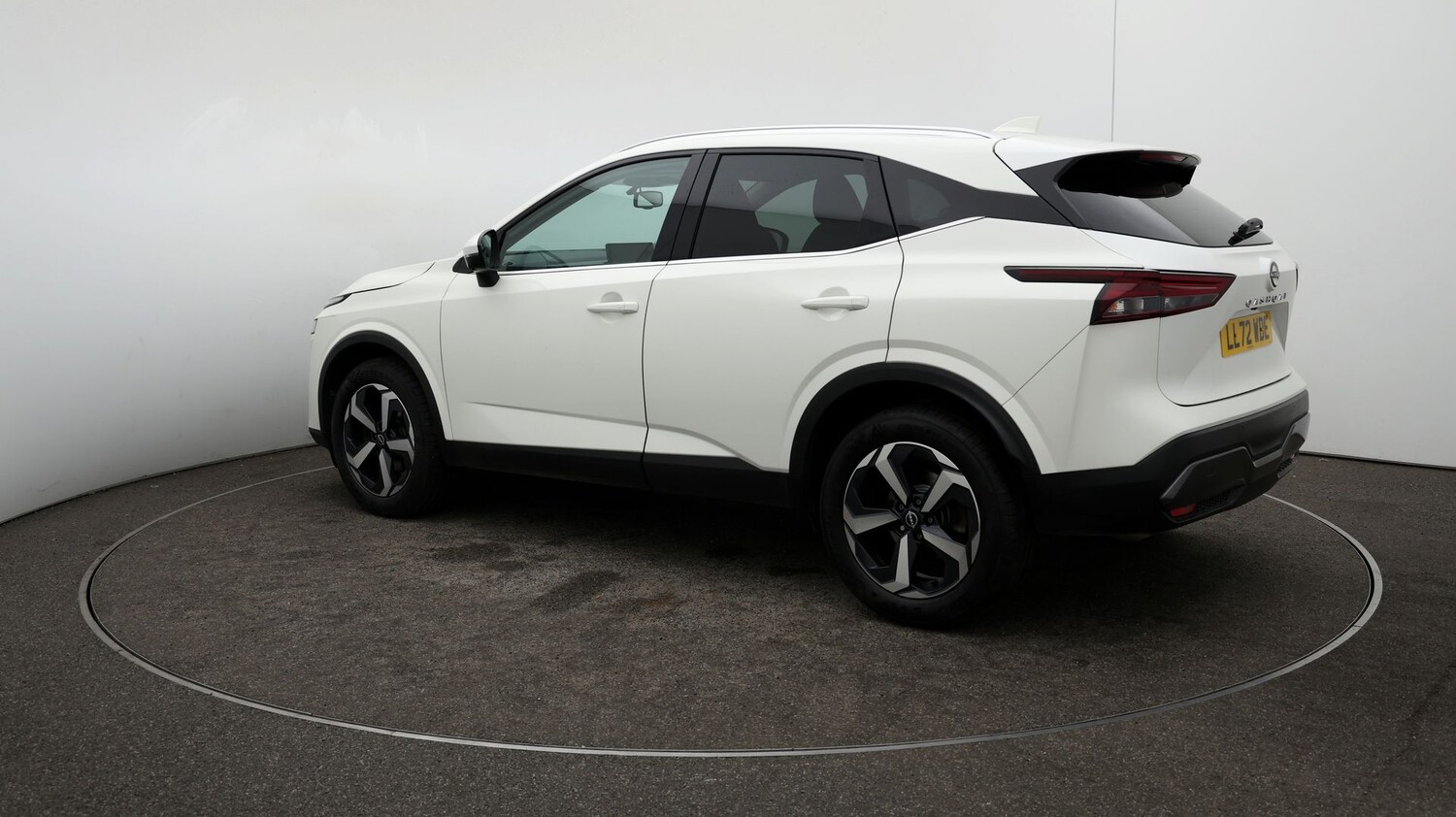 Used Nissan Qashqai for sale - 76808749: Photo 28