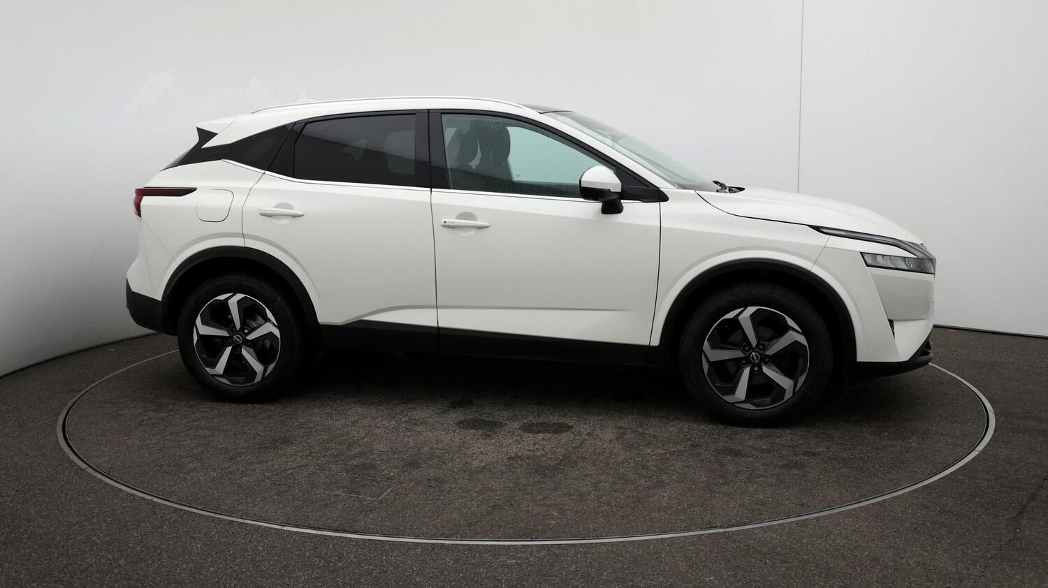 Used Nissan Qashqai for sale - 76808749: Photo 41