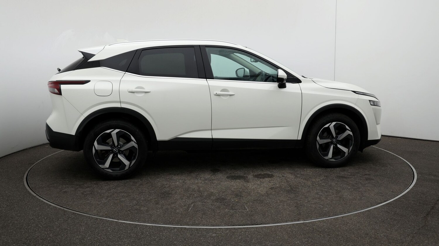 Used Nissan Qashqai for sale - 76808749: Photo 43