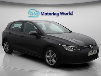Volkswagen - Golf