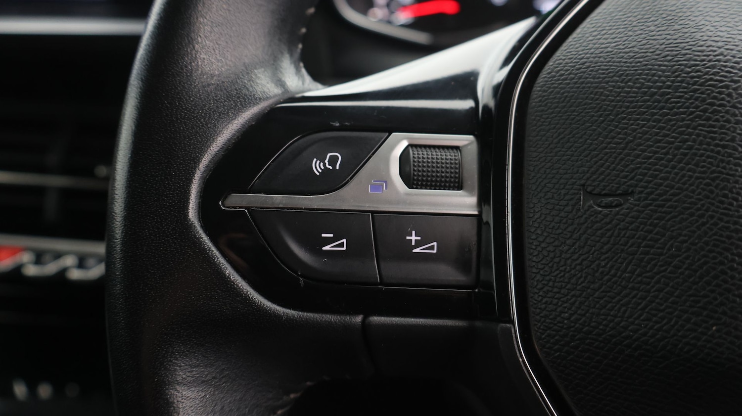 Used Peugeot 208 2021 for sale - 77288928: Photo 26