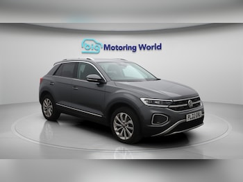 Used Volkswagen T-Roc 2022 for sale - 76073154: Photo 2