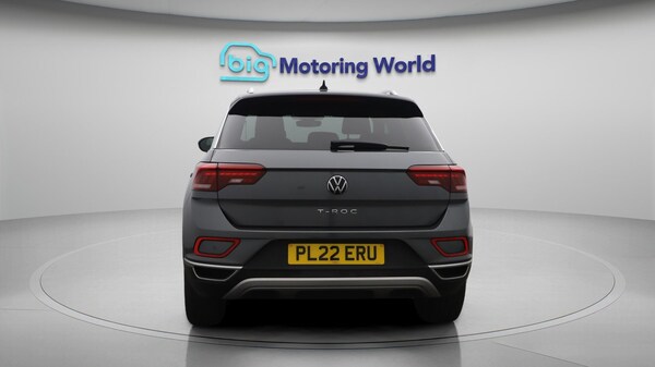 Used Volkswagen T-Roc 2022 for sale - 76073154: Photo 7