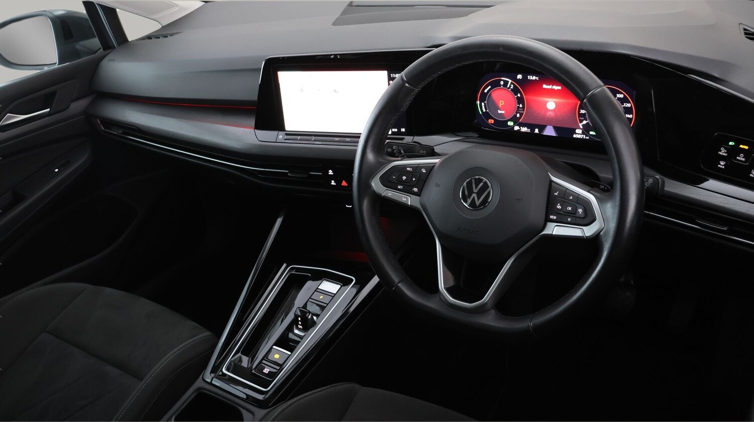 Used Volkswagen Golf 2022 for sale - 77207063: Photo 9