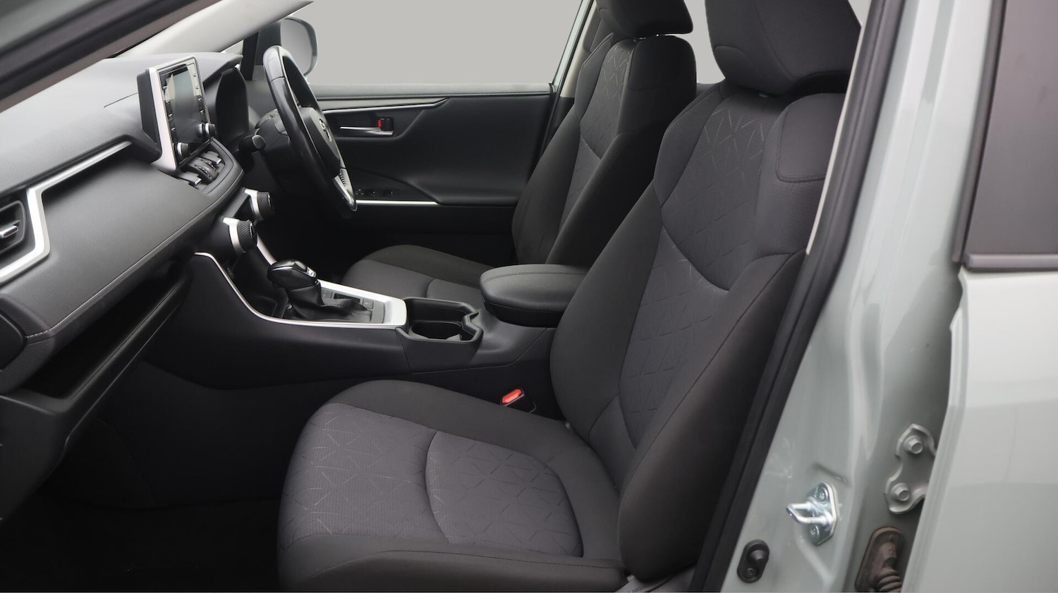 Used Toyota RAV4 2020 for sale - 76572827: Photo 15