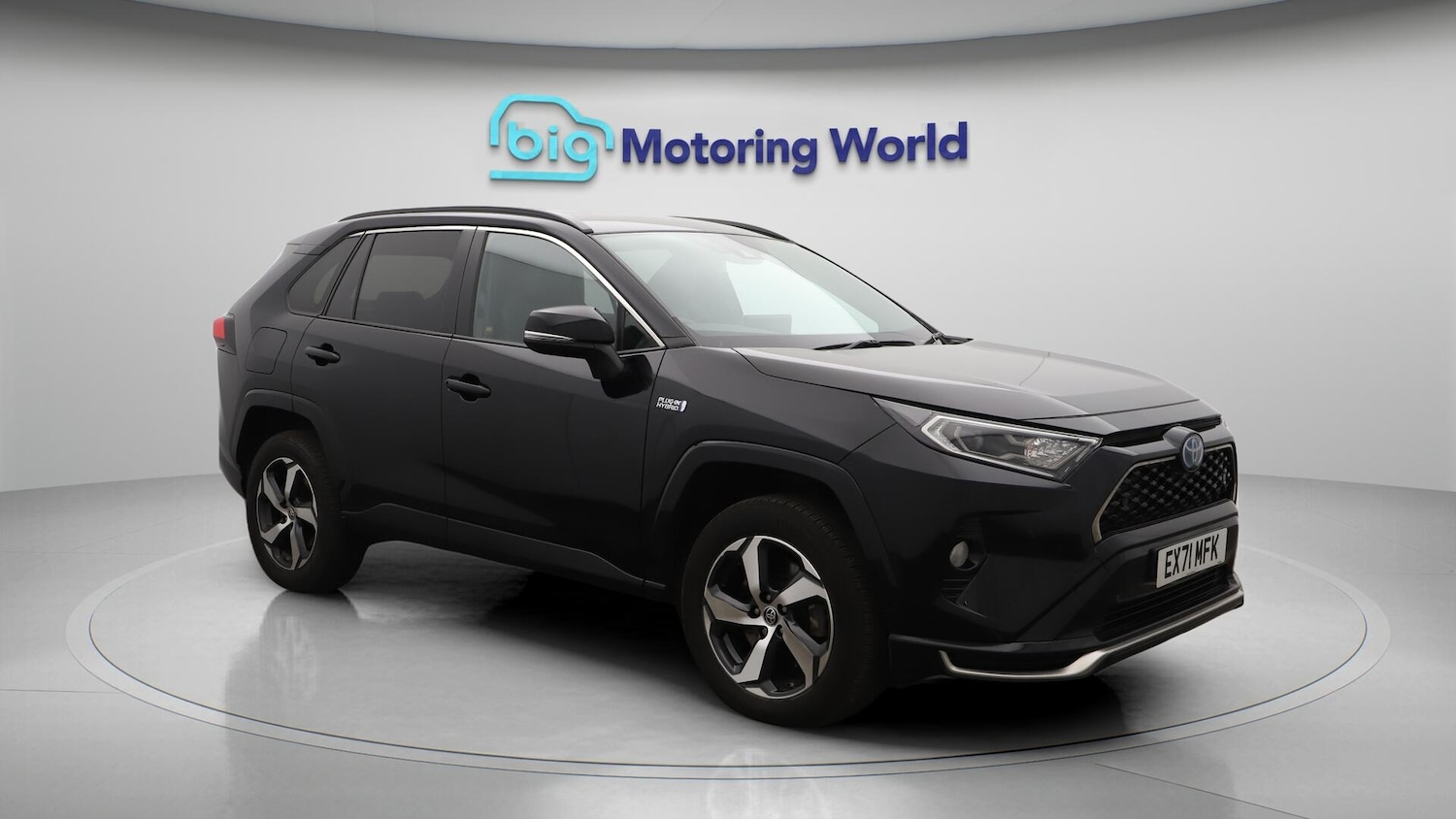 Used Toyota RAV4 2021 for sale - 76307452: Photo 2