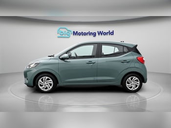 Used Hyundai i10 2023 for sale - 79340714: Photo