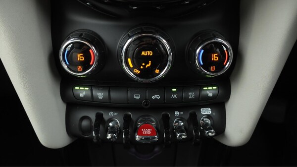 Used MINI Hatch 2022 for sale - 75657531: Photo 13