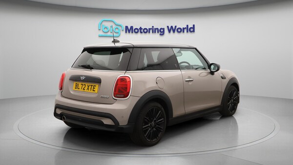 Used MINI Hatch 2022 for sale - 75657531: Photo 8